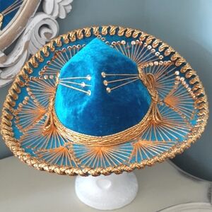 % Salazar Yepez authentic Mexican blue velvet hat sombrero